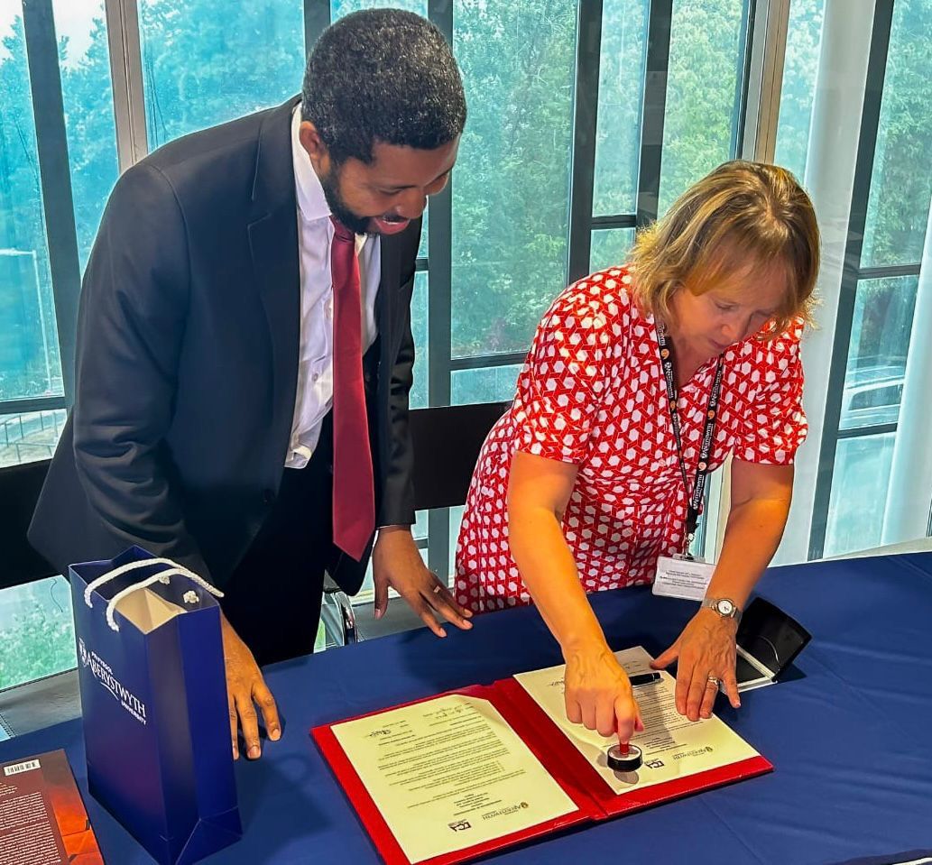 Del-York, Aberystwyth University Sign Landmark MoU
